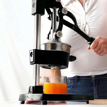 NUTRIPRESS™ Cast Iron Juicer